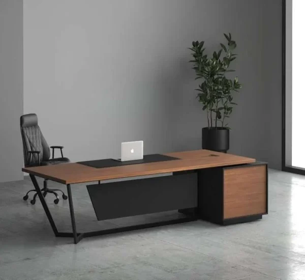 Septem Straight Manager Desk