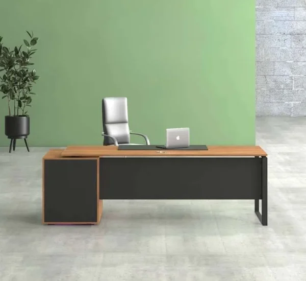 Latus Straight Manager Desk